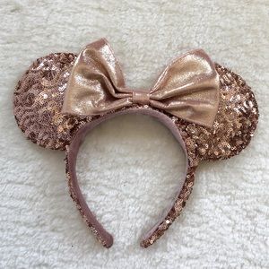 Disney Parks Rose Gold Minnie Ears